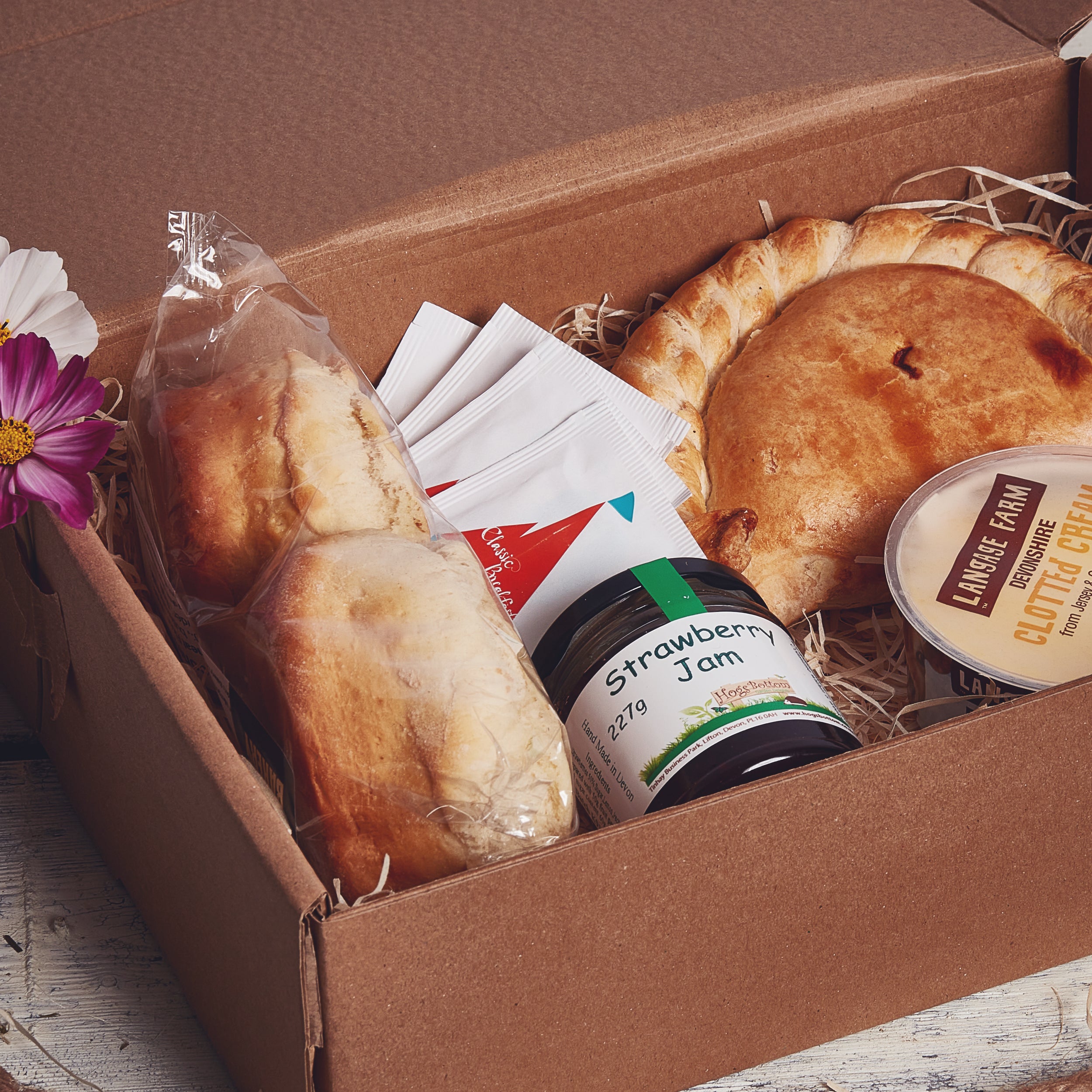 Devon Pasty Cream Tea Hamper